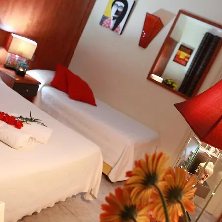 Globos Hotel Sitges