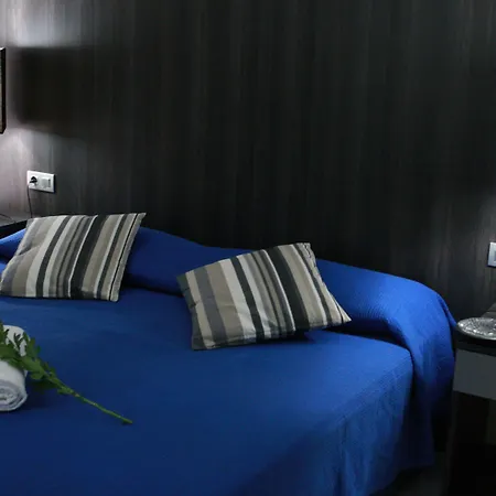 Otel Globos 2*